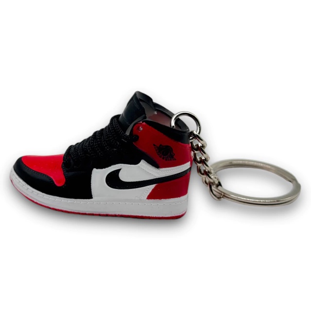[TEALLA260037] LLAVERO RETRO 1 RED BLACK