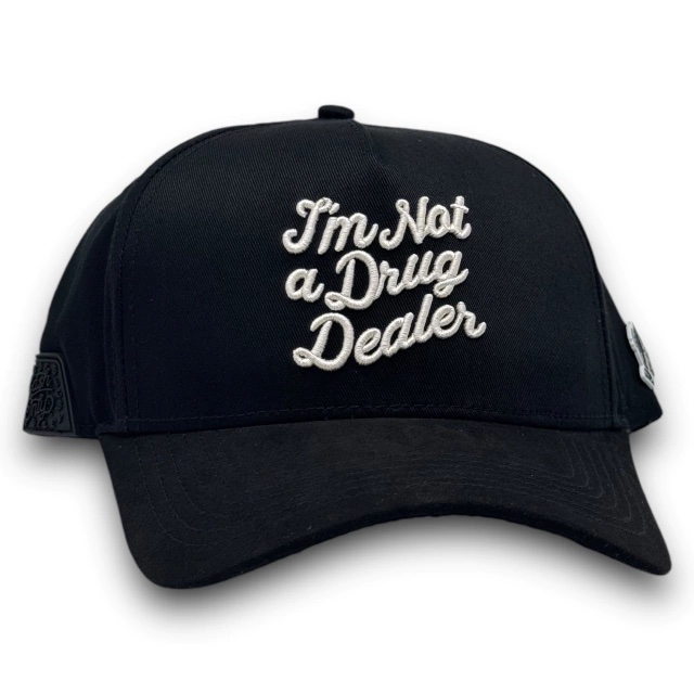[COGNERO26OS0088] IM NOT A DRUG DEALER BLACK CURVE