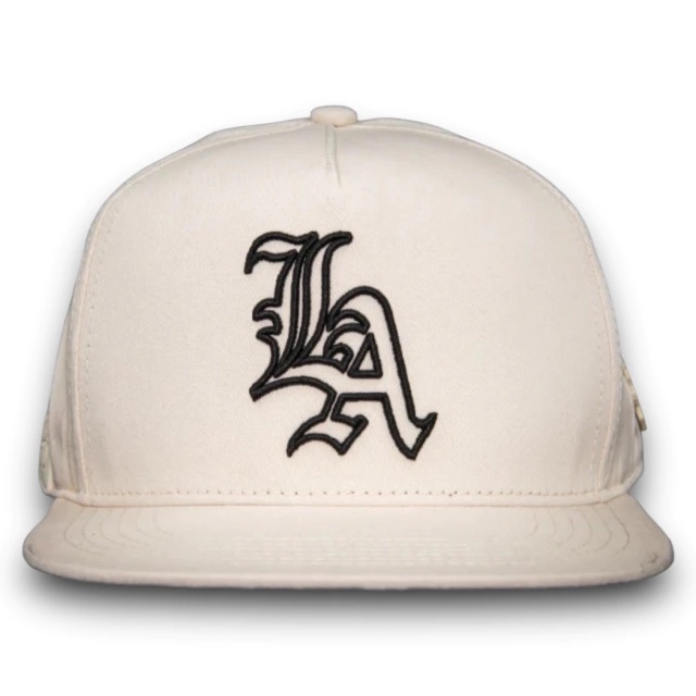 [COGBENE26OS0029] LA HANGS BY A THREAD SNAPBACK