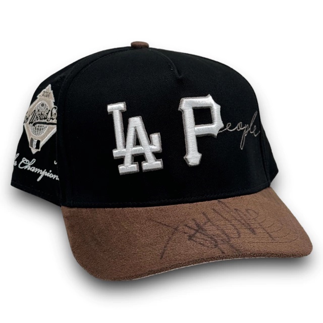 [TCGNECA26OS0037] LA PEOPLE FIRMADA X TITO DOBLE P
